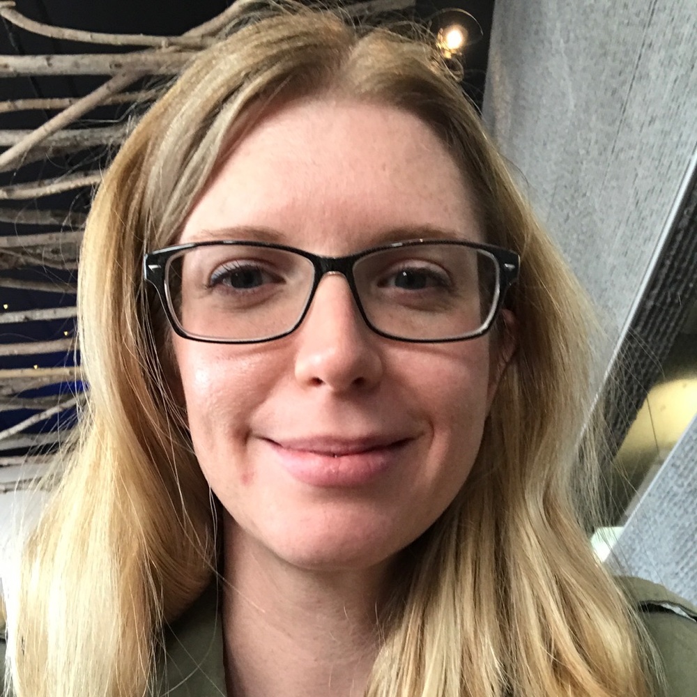 Meet your Posher, Traci